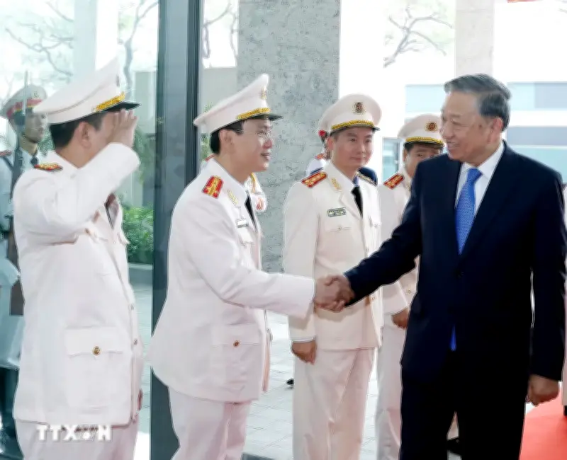 Tổng Bí thư Tô Lâm thăm, chúc Tết Cục An ninh điều tra Bộ Công an