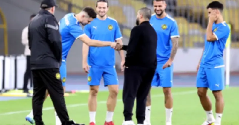 Tổng thư ký AFC Windsor Paul John gây tranh cãi với phát biểu về bóng đá Malaysia