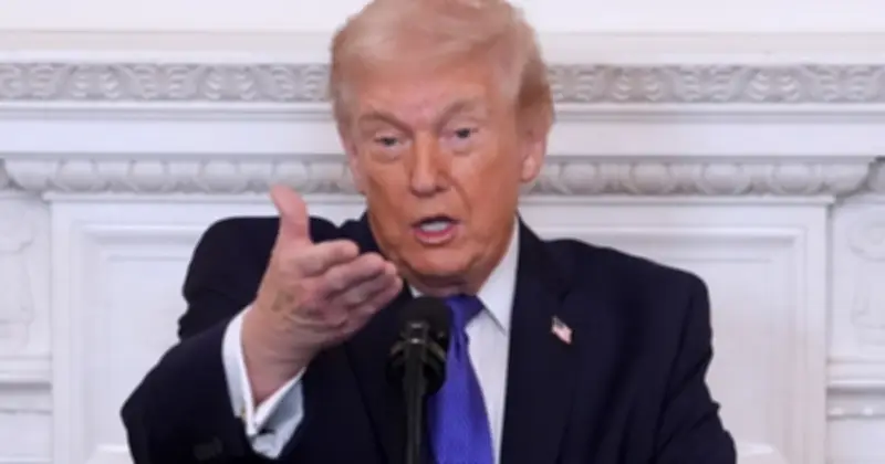 Tổng Thống Trump Nổi Giận Khi Nhận Tin Tòa Án Tối Cao Bác Thuế Quan Tại Bữa Sáng