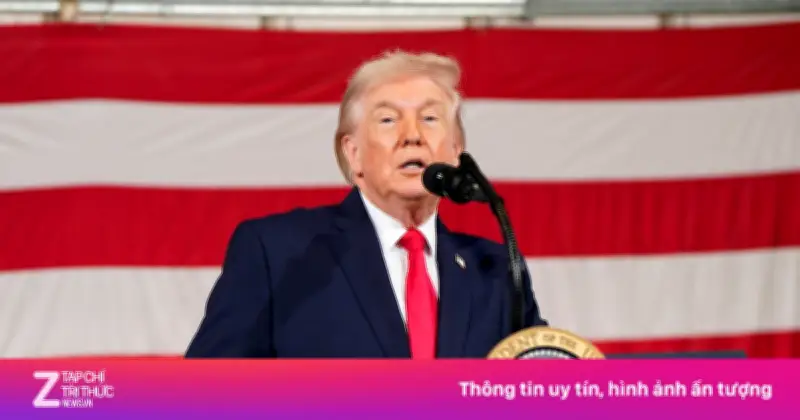 Tổng thống Trump: Quá bận để làm bị cáo nhưng rảnh rỗi để khởi kiện