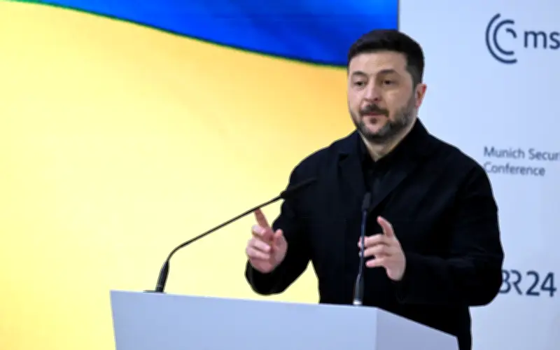 Tổng thống Ukraine phàn nàn Mỹ thúc ép nhượng bộ, châu Âu tố Nga đầu độc Navalny