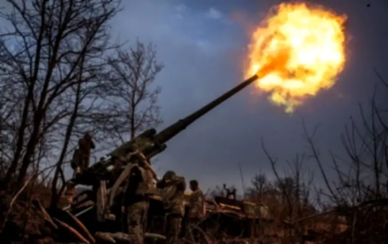 Tổng thống Zelensky khẳng định Ukraine không rút quân khỏi Donbass, đề xuất ngừng bắn theo vị trí hiện tại