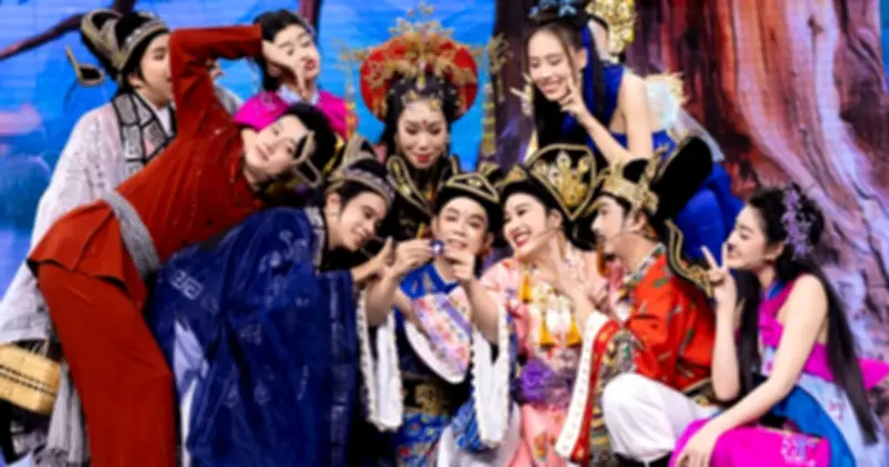 Táo Xuân 2026: Hài Hước Phản Ánh Thực Trạng Xã Hội Với Dàn Sao Hùng Hậu