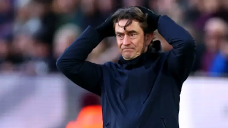 Tottenham chính thức sa thải HLV Thomas Frank sau chuỗi thành tích thảm hại
