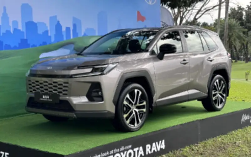 Toyota RAV4 2026 Lần Đầu Xuất Hiện Tại Đông Nam Á, Thiết Kế Mới Gây Chú Ý