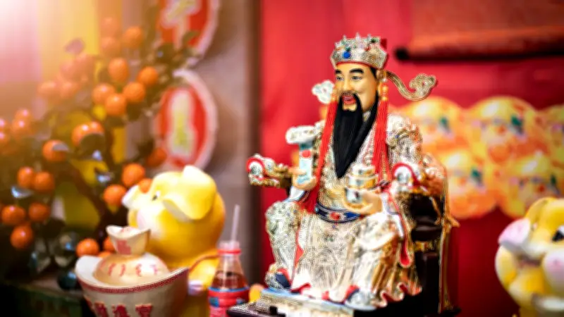 Tập Tục Mua Vàng Ngày Vía Thần Tài: Ý Nghĩa Văn Hóa Và Tinh Thần Cầu May
