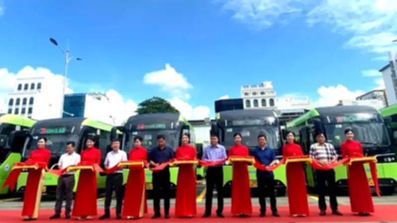 TP.HCM chuyển đổi 9 tuyến xe buýt sang điện từ 2026, hướng tới giao thông xanh