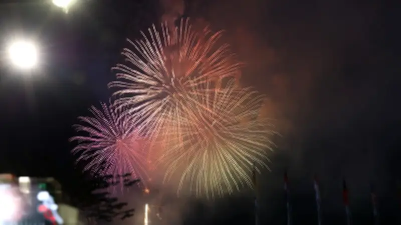 TP.HCM rực rỡ với 17 điểm bắn pháo hoa đón Tết Bính Ngọ 2026