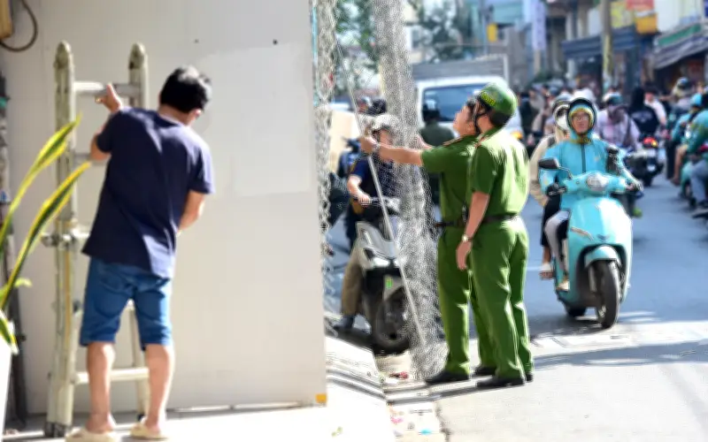 TP.HCM Siết Chặt Quản Lý Vỉa Hè: 6 Hoạt Động Được Phép, Buôn Bán Bị Cấm