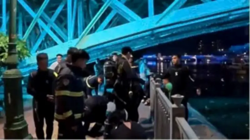 TPHCM: Tìm thấy thi thể hai thiếu niên đuối nước tại Kênh Tàu Hủ sau hơn một giờ tìm kiếm