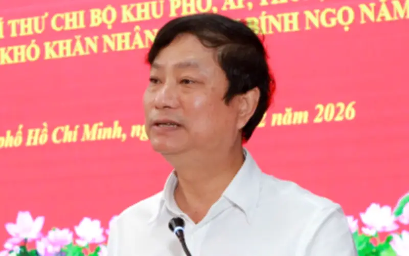 TP.HCM Trao Quà Tết Cho Các Bí Thư Chi Bộ Có Hoàn Cảnh Khó Khăn