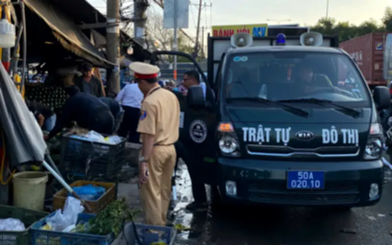 TP.HCM tăng cường kiểm soát an ninh trật tự tại các chợ đầu mối dịp cận Tết