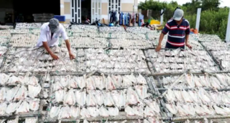 Các làng nghề truyền thống Đồng Tháp hối hả sản xuất phục vụ Tết Nguyên đán