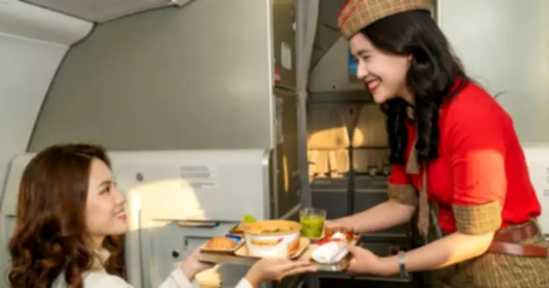 Trải Nghiệm Ẩm Thực Tết Đặc Sắc Trên Độ Cao 10.000 Mét Cùng Vietjet