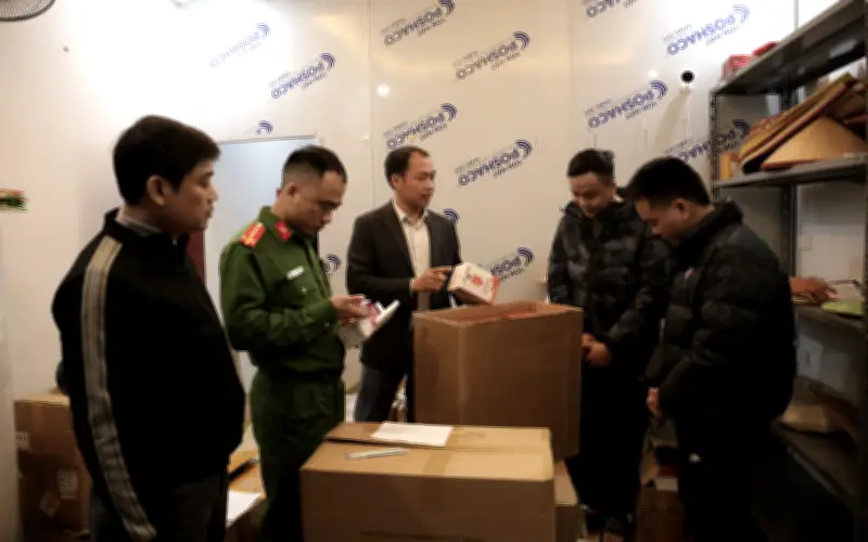 Triệt Phá Đường Dây Buôn Bán Thuốc Lá Điện Tử Quy Mô Lớn, Thu Giữ 50.000 Sản Phẩm