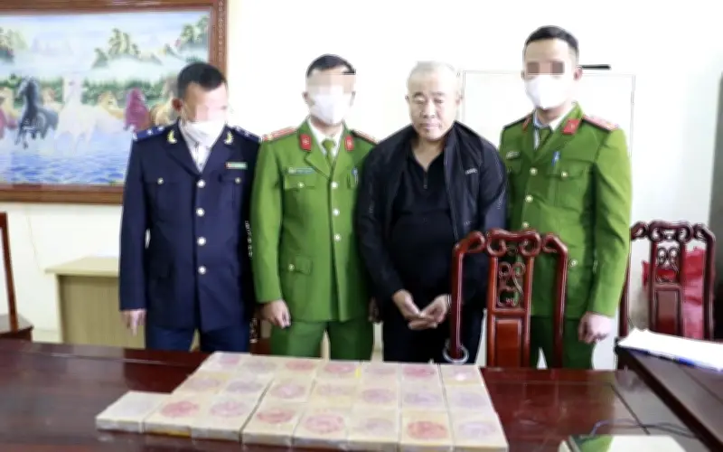Triệt phá đường dây ma túy từ Lào về Việt Nam, bắt giữ đối tượng và thu giữ 22 bánh heroin
