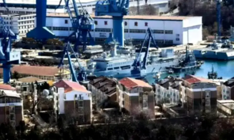 Trung Quốc Lắp Pháo Hạm 155 mm Lớn Nhất Từ Trước Đến Nay Trên Tàu Thử Nghiệm