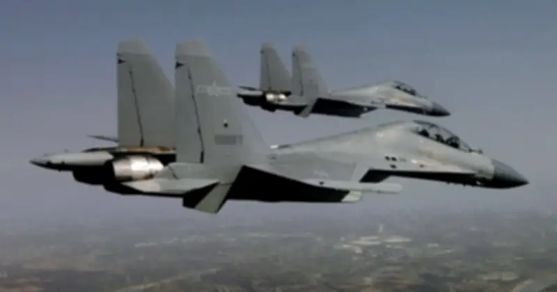 Trung Quốc tuyên bố tiêm kích J-16 khóa radar máy bay tàng hình nước ngoài ở cự ly 800m
