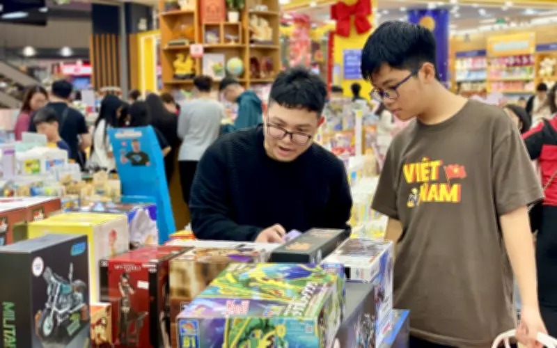 Trung tâm thương mại, khu vui chơi giải trí đông nghẹt khách trong những ngày đầu năm mới 2026