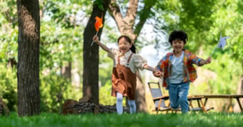 Trẻ 'Vượng Nhà': Ba Đặc Điểm Giúp Gia Đình Nhẹ Nhàng, Ít Căng Thẳng