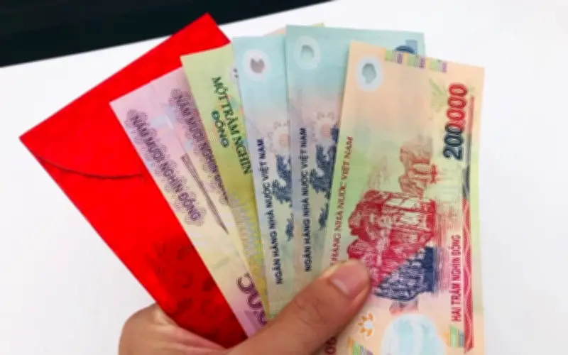 Tết Bính Ngọ 2026: Mức tiền mừng tuổi bao nhiêu là hợp lý để gửi tiết kiệm?