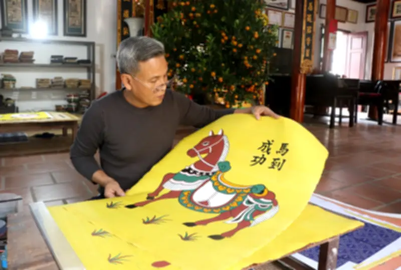 Tết Bính Ngọ: Khám phá ý nghĩa sâu sắc của hình tượng con ngựa trong tranh dân gian Đông Hồ