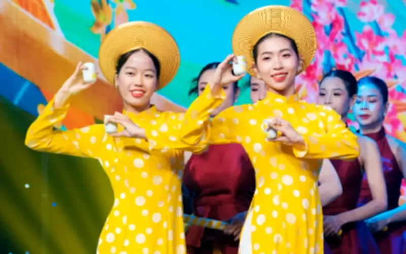 Tết Hội Ngộ - Xuân Yêu Thương 2026: Công Nghệ AI Hòa Quyện Văn Hóa Truyền Thống