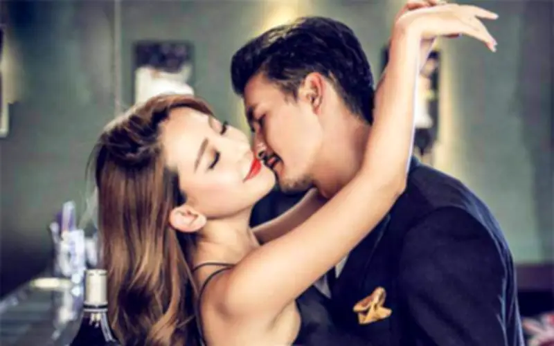 Tết không phải lúc làm mới kỹ thuật mà là lúc làm mới cảm xúc vợ chồng