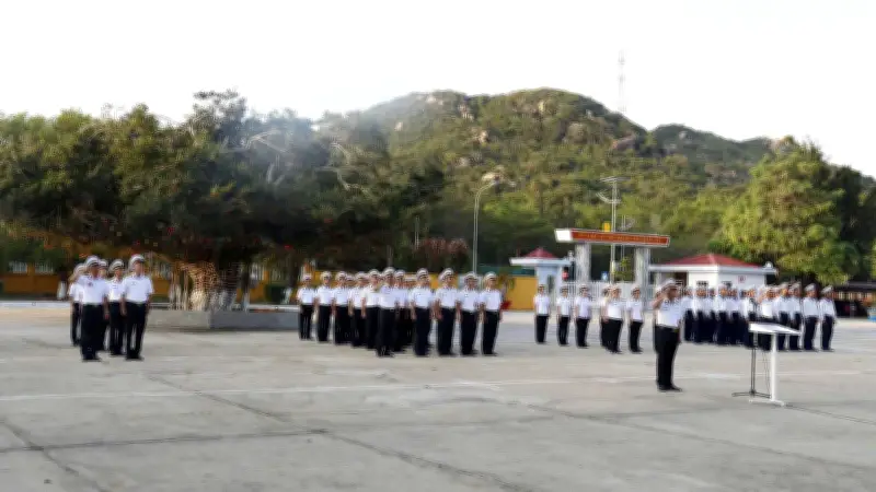 Tết Lặng Thầm Nơi Đầu Sóng: Bản Lĩnh Chính Trị Của Lực Lượng Tàu Ngầm