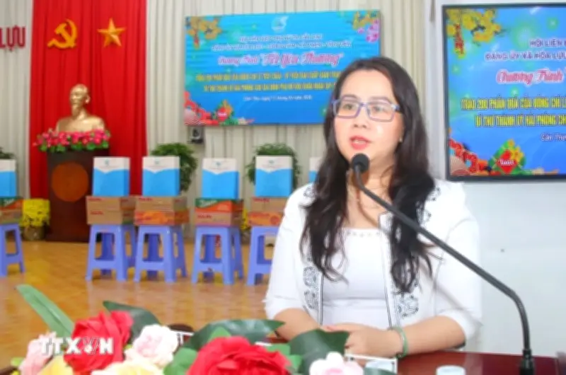 Tết Tây: Đong Đầy Yêu Thương Qua Những Món Quà Ý Nghĩa