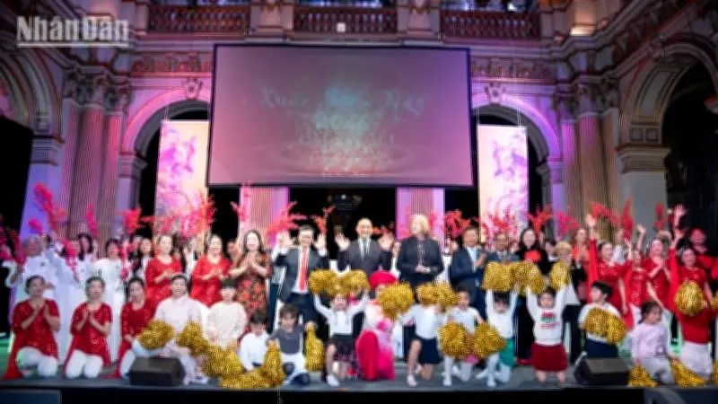 Tết Việt tại Tòa thị chính Paris: Biểu tượng hữu nghị và khởi đầu năm Song Hỏa 2026