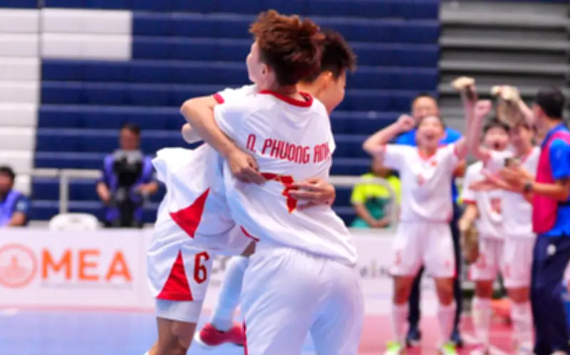 Tuyển Futsal Nữ Việt Nam Vượt Khó, Đánh Bại Philippines Trong Thế Buộc Phải Thắng