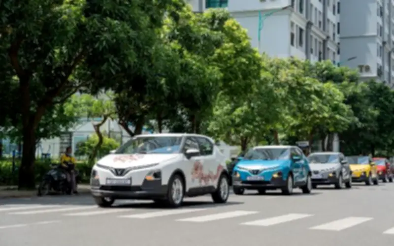 Tài xế Phú Thọ tiết kiệm hàng trăm triệu mỗi năm nhờ chuyển sang xe điện VinFast