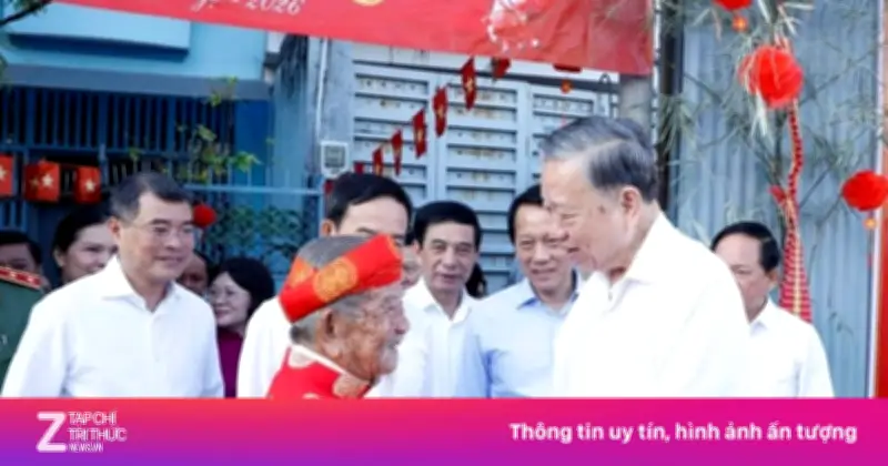 Tổng Bí thư Tô Lâm thăm hỏi, chúc Tết nhà nghiên cứu 105 tuổi Nguyễn Đình Tư