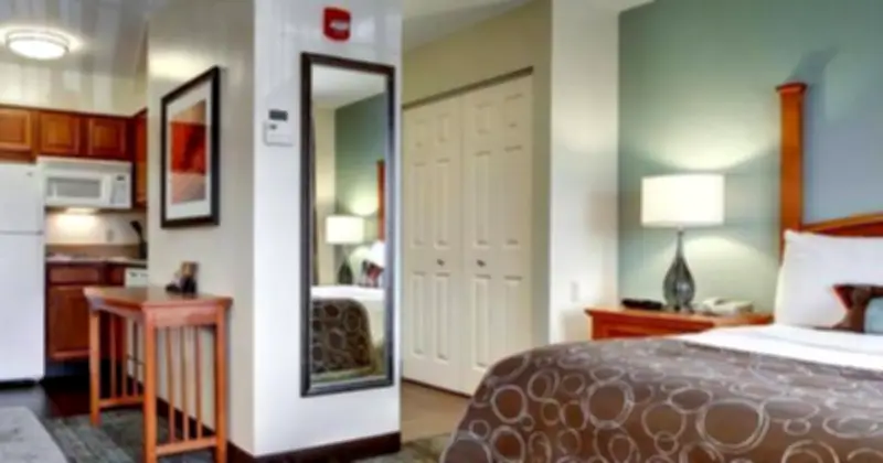 Đầu Giường Treo 3 Vật Này: Tai Ương Kéo Đến, Nghèo Khó Bám Riết Theo Quan Niệm Dân Gian