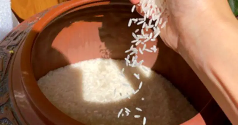 Đầu Xuân 2026: Giữ Đầy 3 Thứ Này Trong Bếp Để Đón Tài Lộc Và Hòa Khí