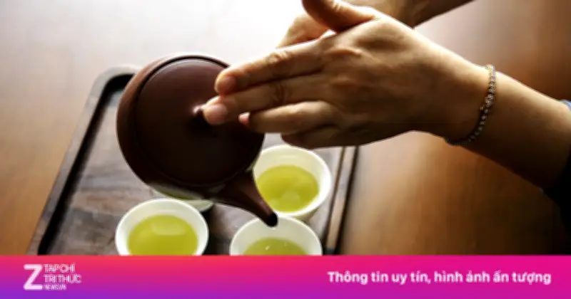 Uống trà sai thời điểm: Dạ dày dễ 'lên tiếng' và những lưu ý sức khỏe dịp Tết