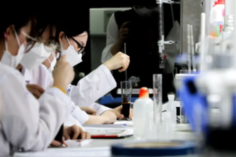 Giảng viên cần thoát 'tháp ngà' để cập nhật thực tiễn, nâng cao chất lượng đào tạo