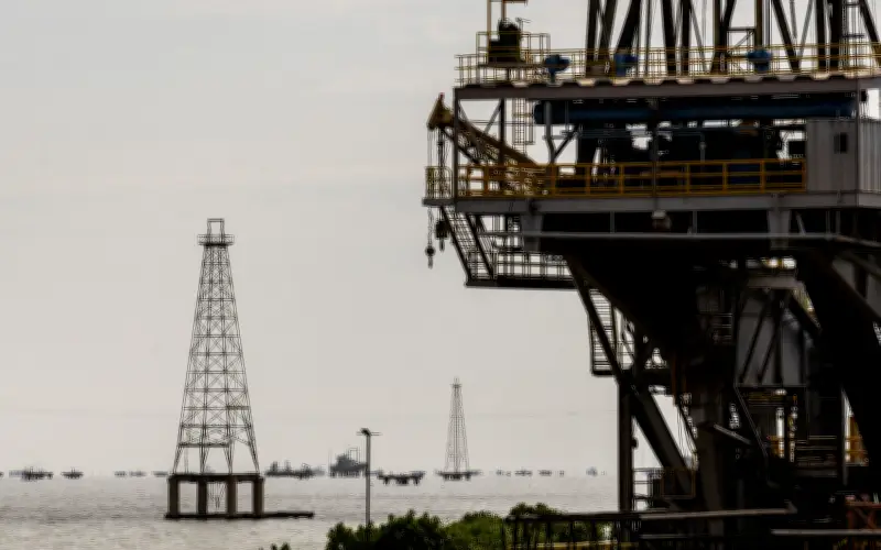 Mỹ Nới Lỏng Trừng Phạt Dầu Mỏ Venezuela, Hướng Tới Kế Hoạch Tái Thiết 100 Tỷ USD