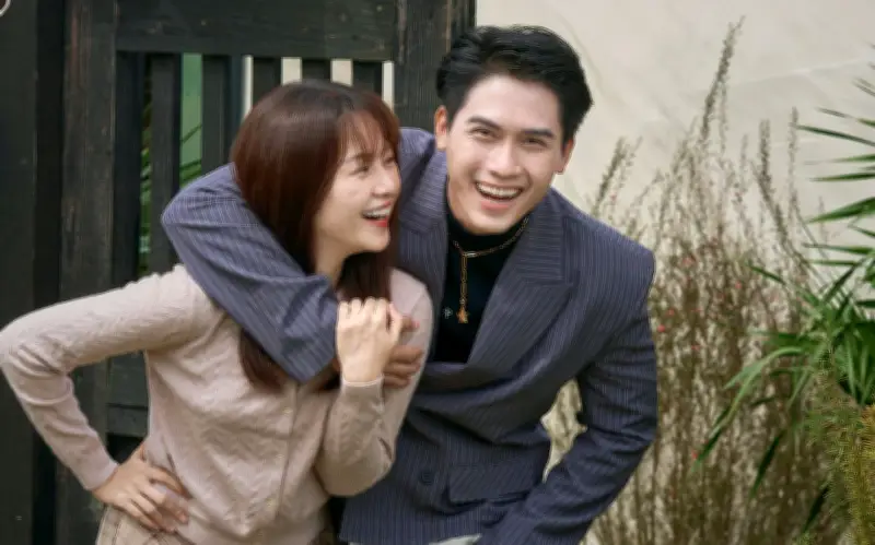 Vì Mẹ Anh Phán Chia Tay: Công Thức Ngôn Tình Tổng Tài - Lọ Lem Còn Sức Hút?