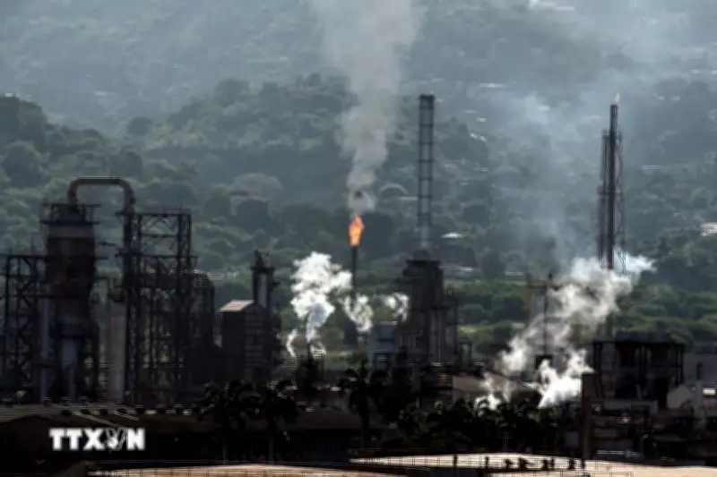 Venezuela Thúc Đẩy Đối Thoại Năng Lượng Với Mỹ Để Phục Hồi Ngành Dầu Khí