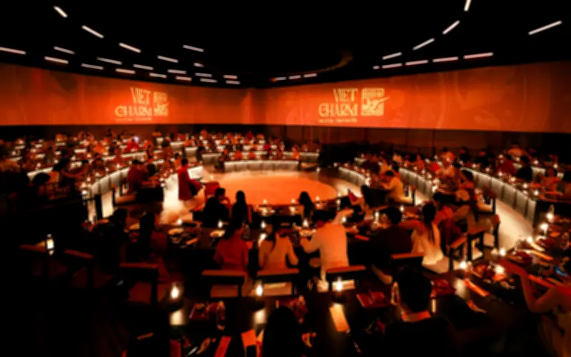 VietCharm Show: Hành Trình Đa Giác Quan Giữa Lòng Di Sản Văn Hóa Việt