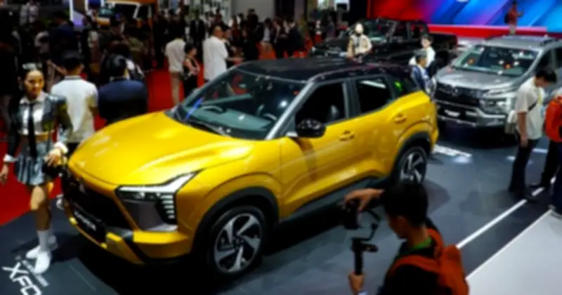 SUV đô thị Việt Nam 2025: Cuộc đua doanh số khốc liệt giữa Mitsubishi Xforce và Toyota Yaris Cross