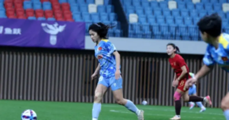 Tuyển nữ Việt Nam thua Trung Quốc 0-2 trong trận giao hữu trước Asian Cup 2026