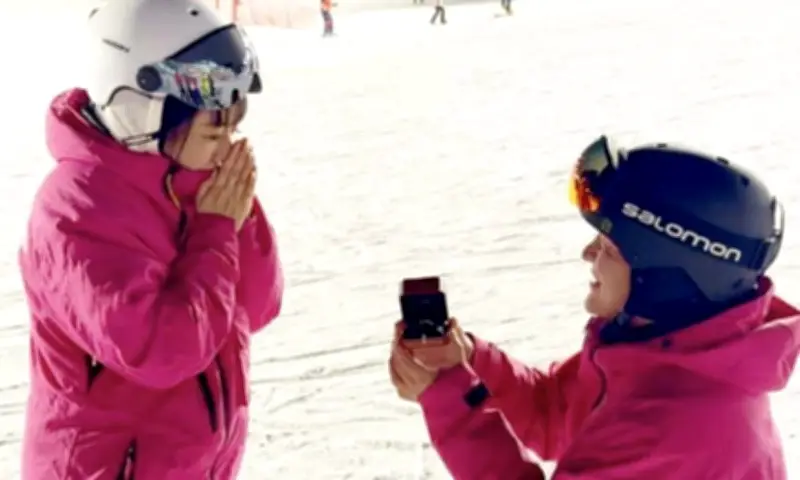 Nhà thiết kế Phạm Đăng Anh Thư nhận lời cầu hôn từ bạn trai Trung Quốc tại Hàn Quốc