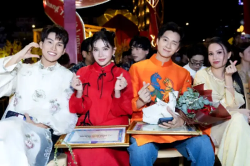 Gala Nhạc Việt Tết 2026 'Năm Mới Khởi Sắc' Ra Mắt, Trao 500 Quà Cho Trẻ Em Nghèo