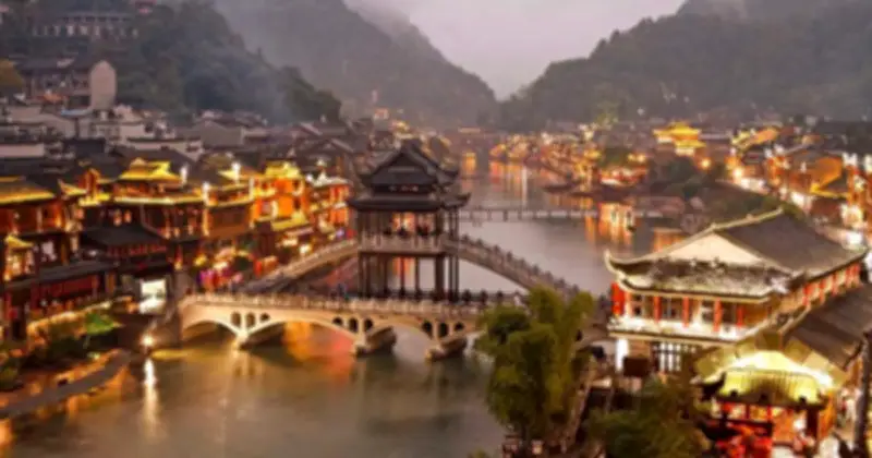 Khách Việt đổ xô sang Trung Quốc dịp Tết 2026, du lịch cao cấp lên ngôi