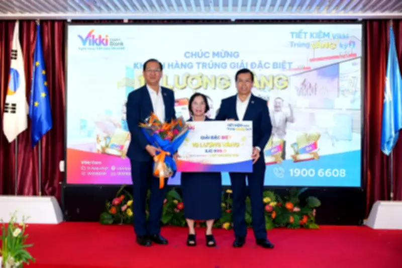 Vikki Bank trao giải 1 kỳ vàng, khởi động mùa mới 'Trúng ngựa vàng kỳ'