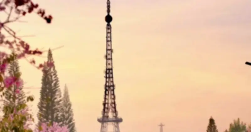 Tháp Vinaphone Đà Lạt bị ví như Tháp Eiffel trong sương mù, cộng đồng mạng thích thú