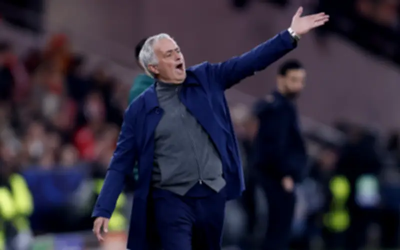 Vinicius Tranh Cãi Gay Gắt Với Mourinho Sau Siêu Phẩm Ở Champions League
